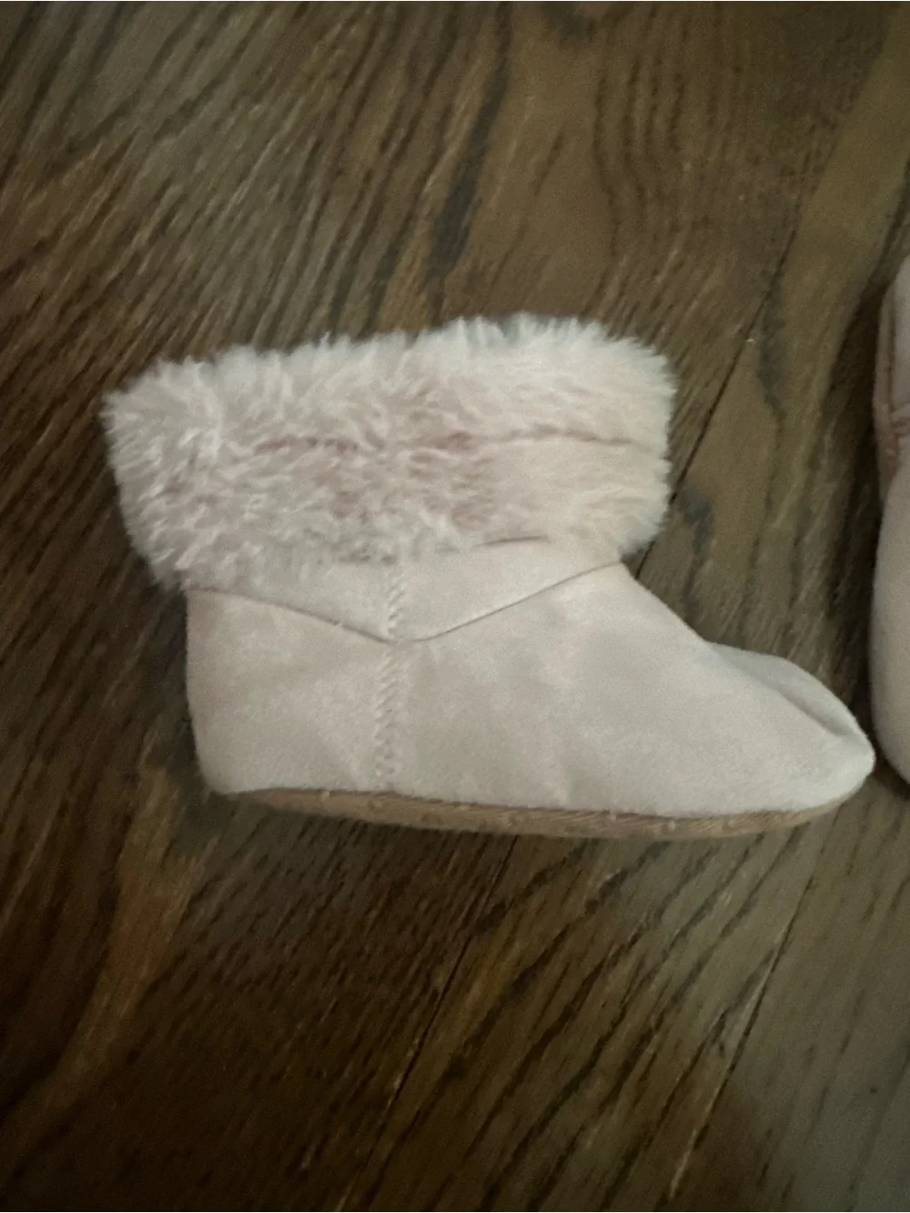 Source Unknown Pale Pink Faux Fur Baby Booties